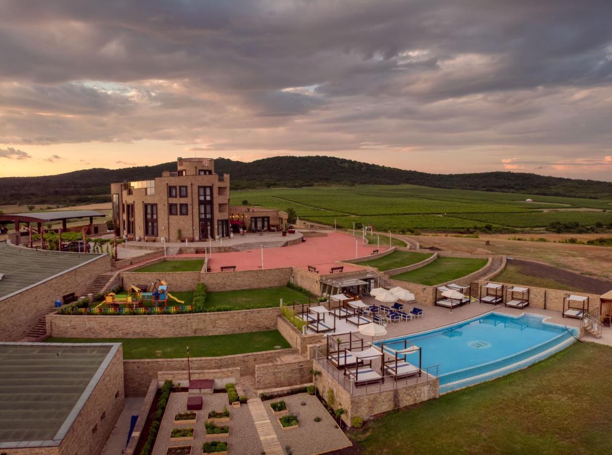 Hotel Soli Invicto Elenovo (Sliven) Exterior foto
